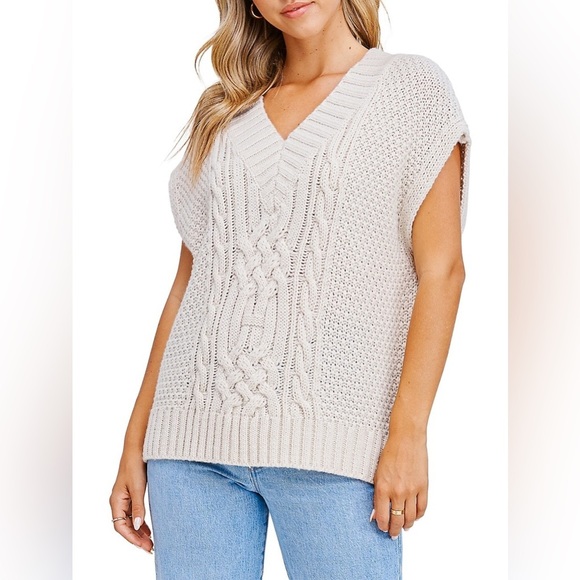 En Saison Natural Beige V-Neck Cable-Knit Sleeveless Sweater Vest EUC Size Small - Picture 4 of 12